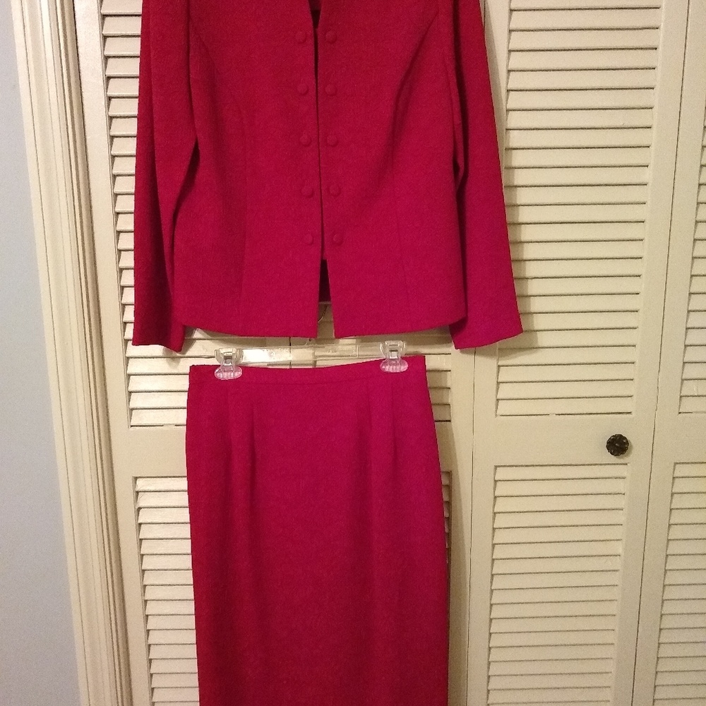 Ann Travis 2-piece suit, cranberry red, size 8